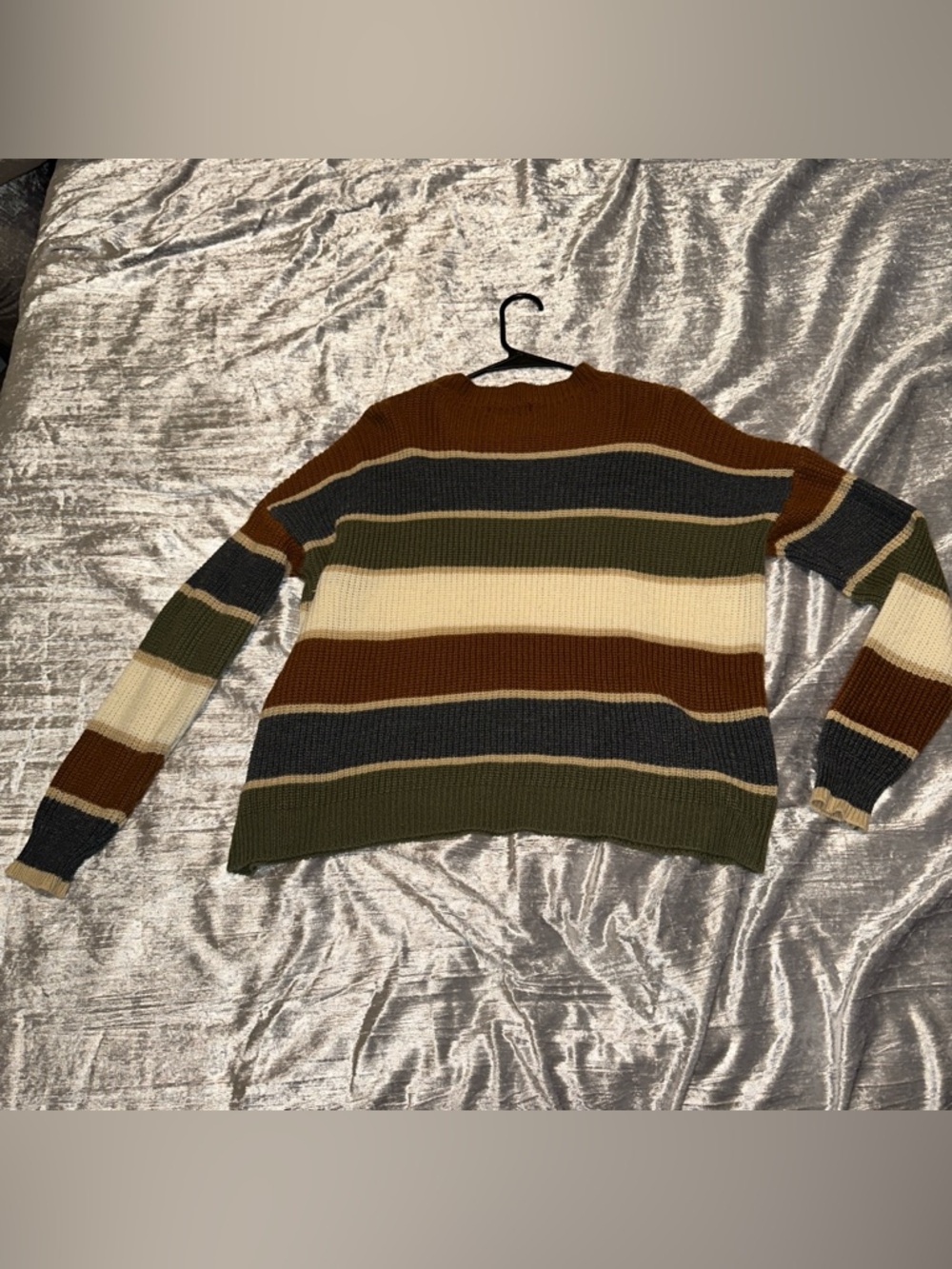 Drop Shoulder Fall Colorblock Sweater - Picture 3 of 5